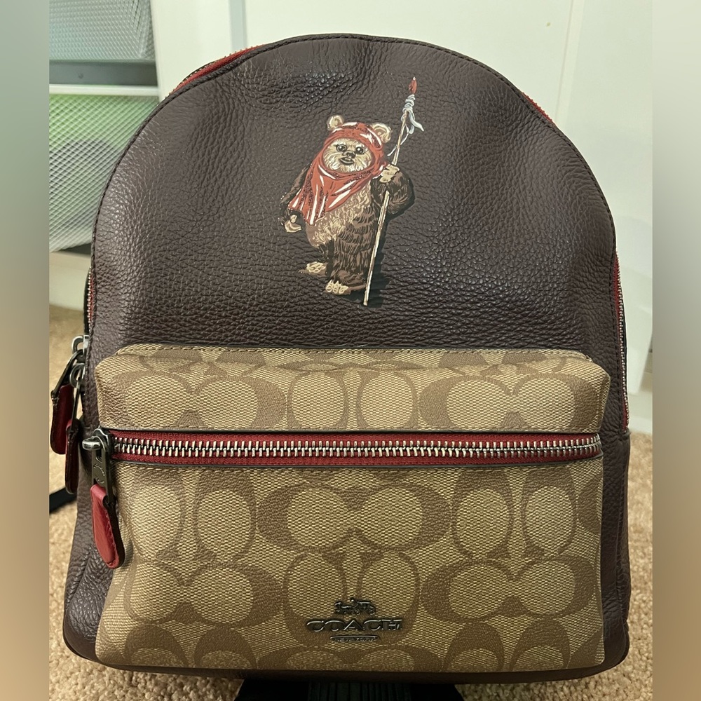 Used but great condition Star Wars backpack